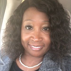 Meet your Posher, Suzette